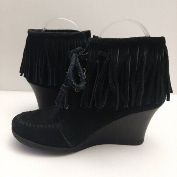 MINNETONKA Fringe Suede Lace-Up Wedge Heel Booties Black Size 6.5 - Picture 13 of 16